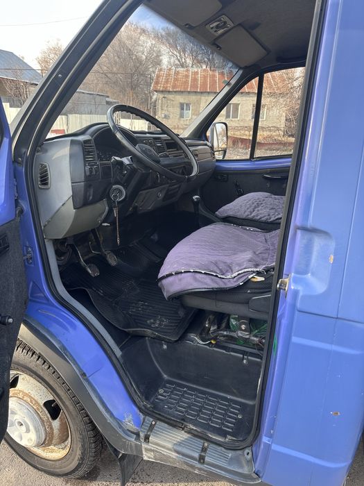 Продам бортовую газель