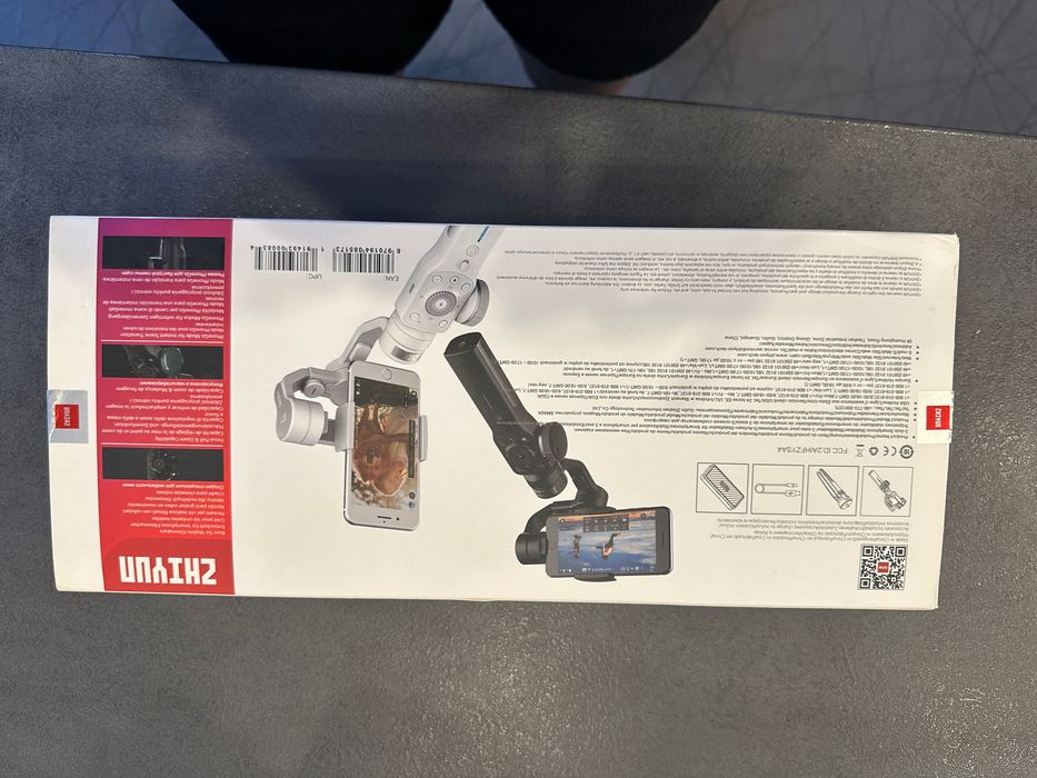 Продавам стабилизатор Zhiyun\-Tech Smooth 4 за телефон