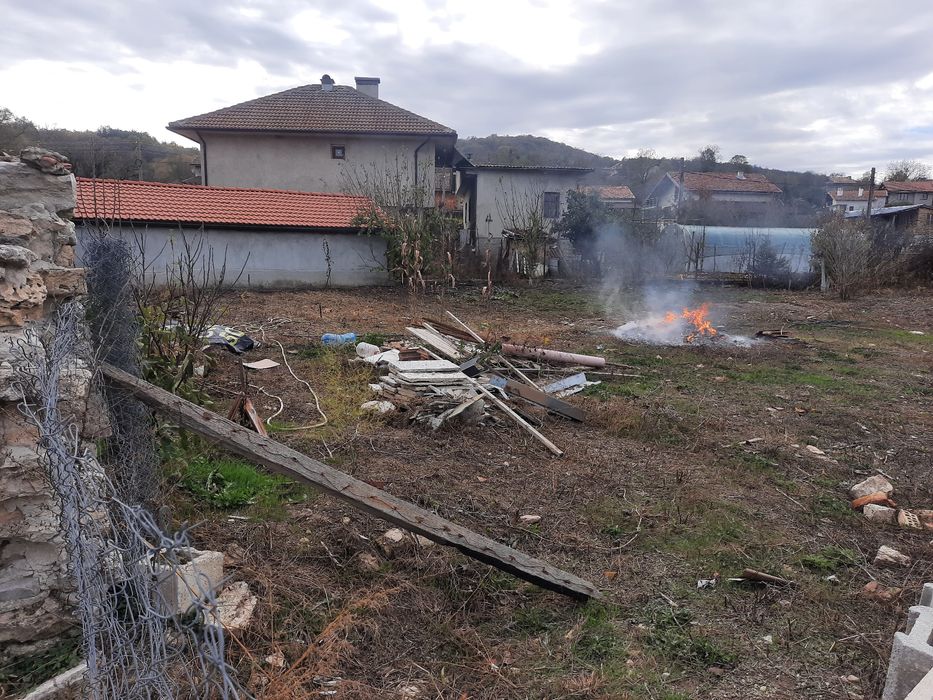 Продава се Парцел в с. Долище, Област Варна - 555 кв.м за 109 €/кв.м - Снимка #3