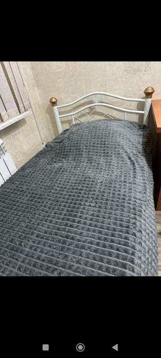 Продается односпальная кровать