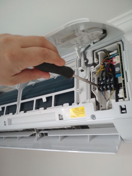 Ремонт и заправка кондиционеров (сплит-систем).