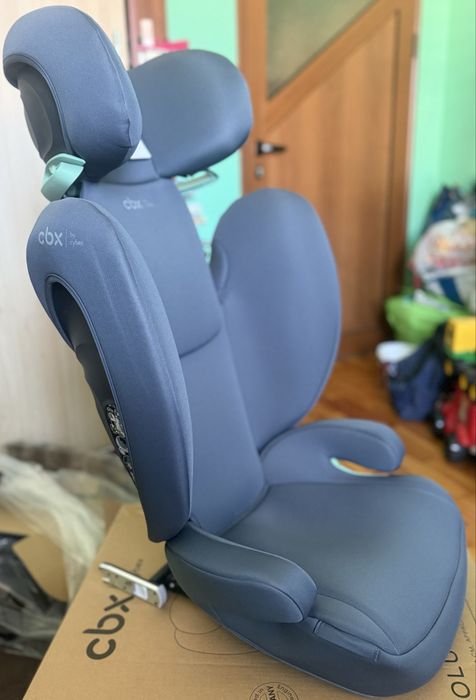 НОВ Стол за кола Cybex - Solution B i-Fix