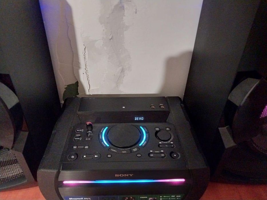 Музыкальный центр