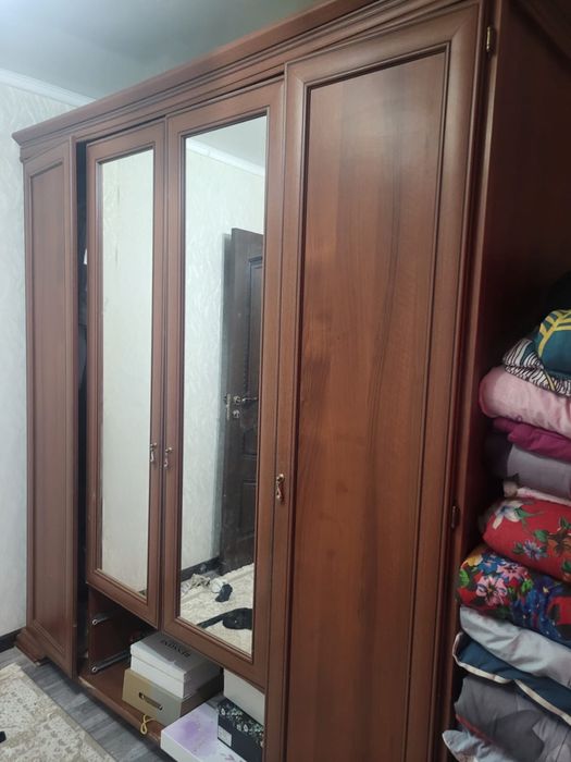 Продам шкаф для спальни