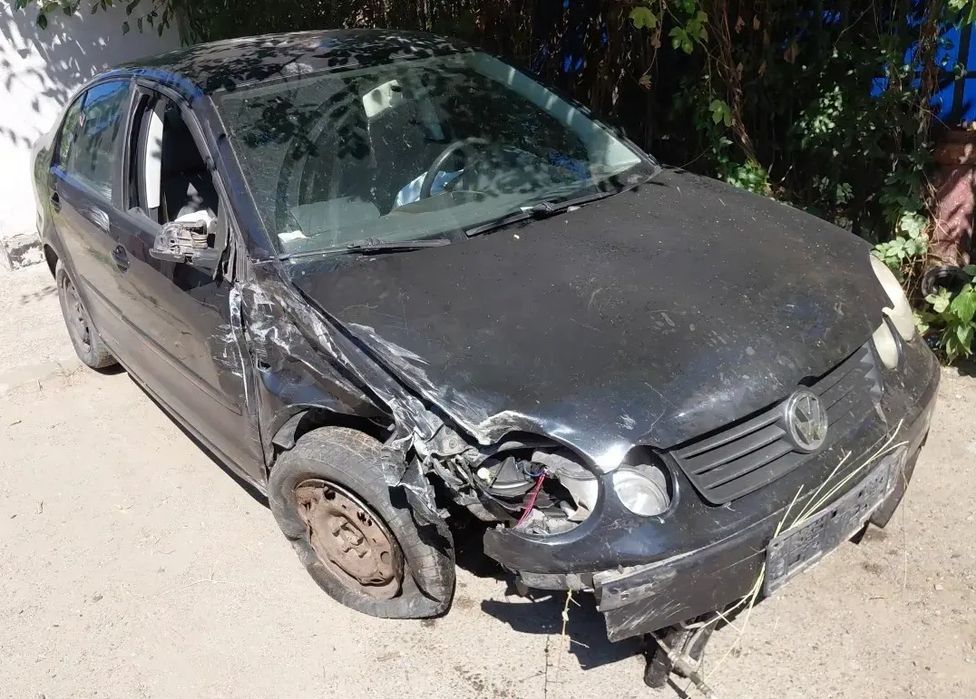 Dezmembrez Volkswagen Polo 9N_ 2004 1.4 16V Bby 55Kw|75Hp