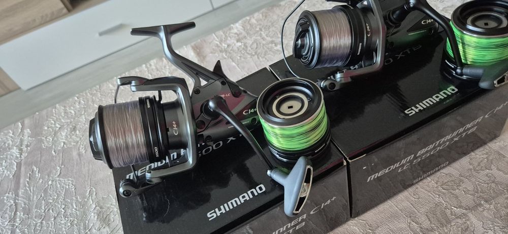 2 броя Шаранджийски макари SHIMANO Medium Baitrunner Ci4 XTB LC 5500