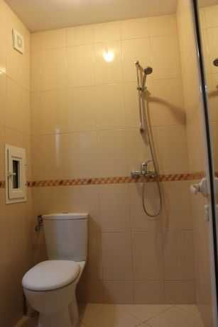 Дава се под наем Двустаен апартамент в Бургас, Славейков - 65 кв.м за 109.65 € - Снимка #3