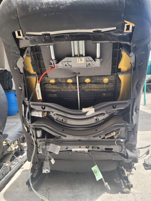 Продам 2 сидения  BMW X5