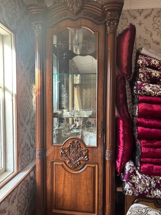 Жигар ранг пенал