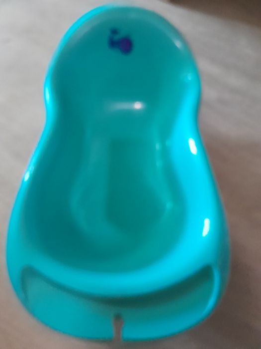 Ванна детская 2000т.