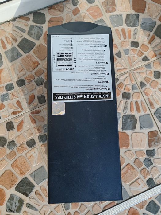 UpcAPC Smart-UPS 3000 VA – UPS profesional second-hand
UPS APC Smart-U