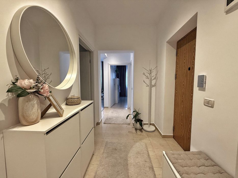 Apartament 3 camere de vanzare padure Rosu - Vedere 3