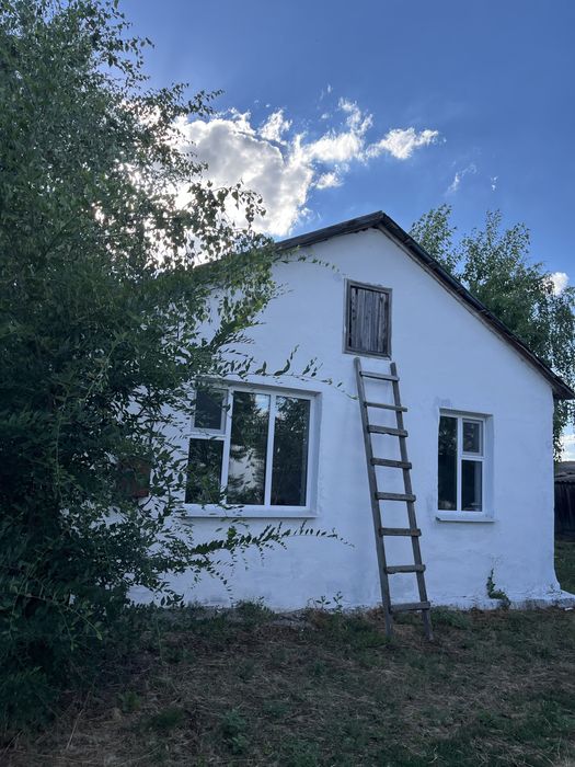 Продам дом в поселке Енбек