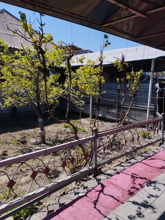 Продам 2х этажный дом