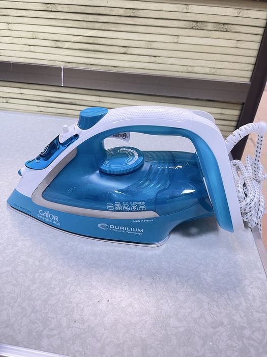 Парна ютия Calor Easygliss Plus