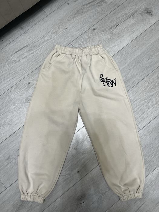 Продам спорт. костюмы на девочку!