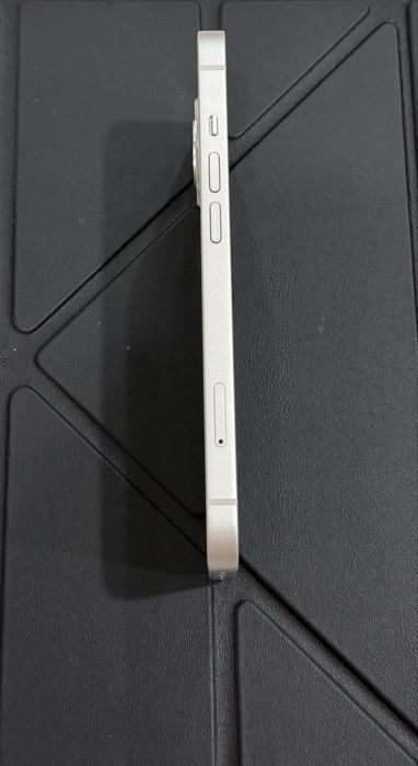 Продам iphone 13, 128gb