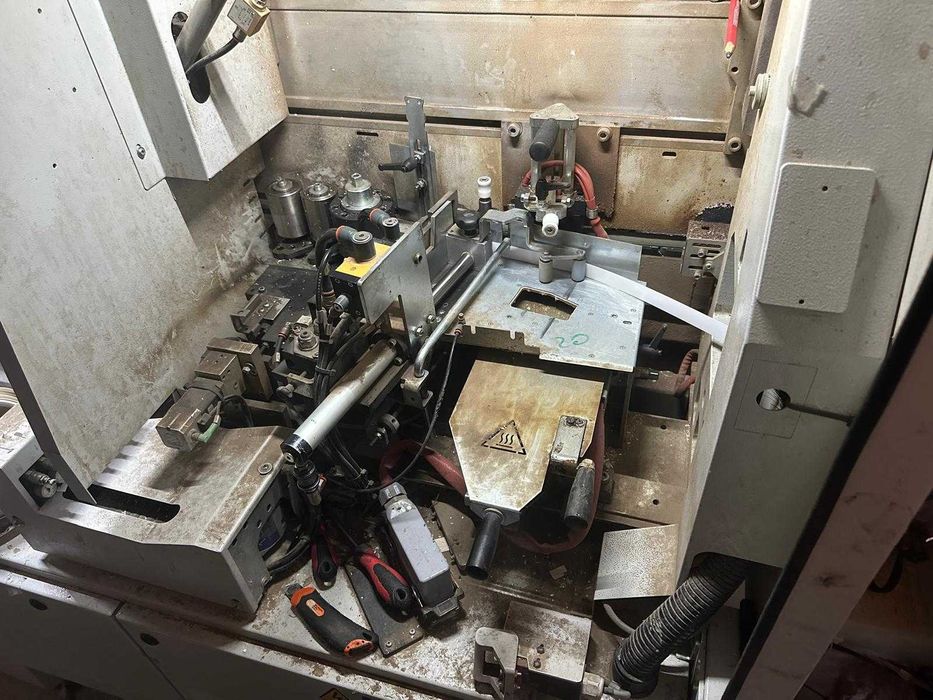 masina de aplicat cant biesse akron 1440 A -2021