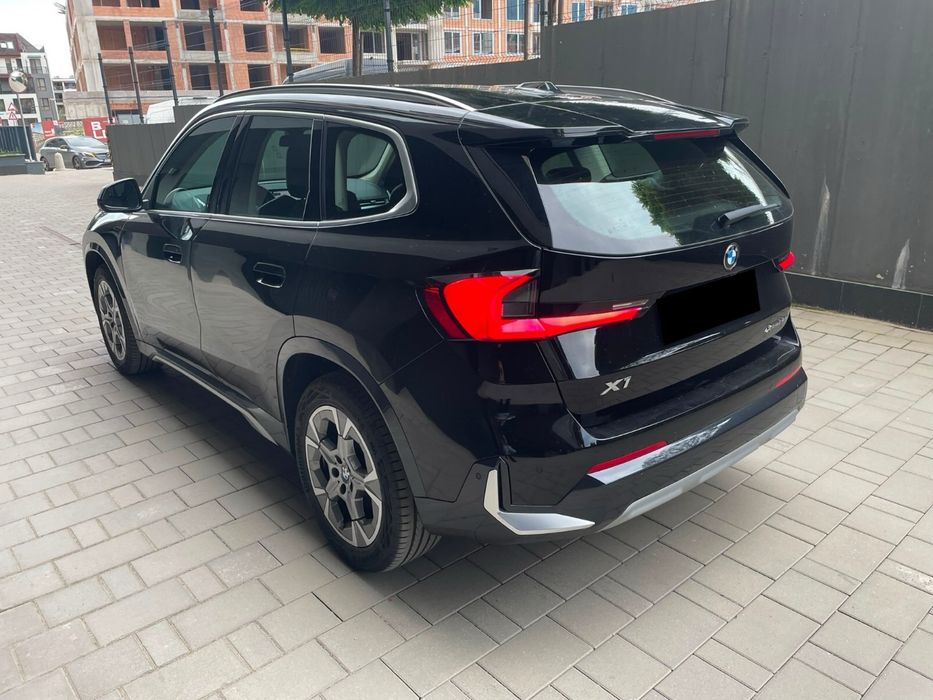 BMW X1 xDrive20d Гаранционен