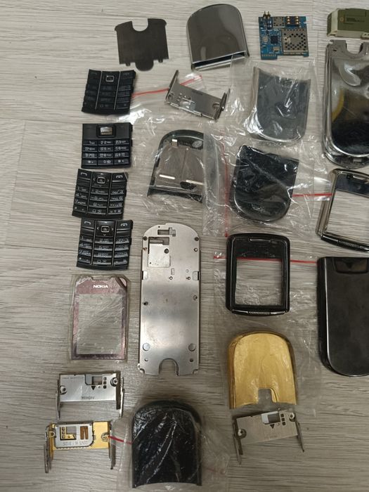 Nokia 8600 Nokia 8800 запчасти Акссесуары