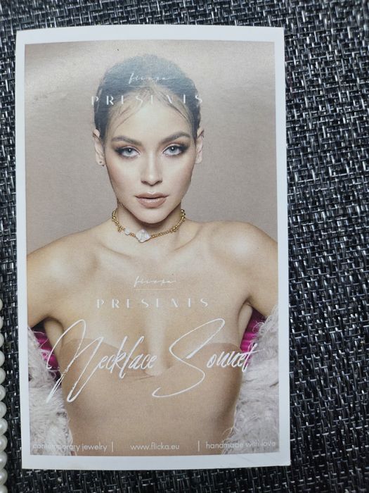 Колие Pearls Флика