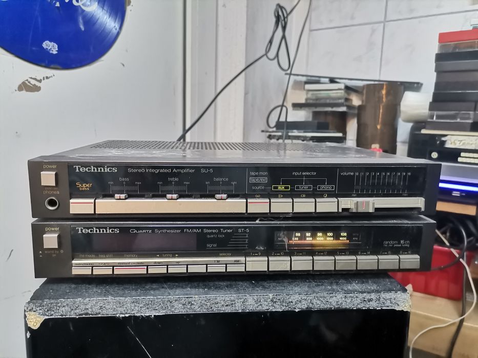 Technics a si tuner  pt piese sau restaurare