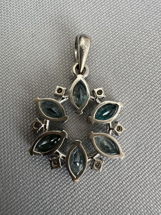 Pandantiv aur diamante acvamarin