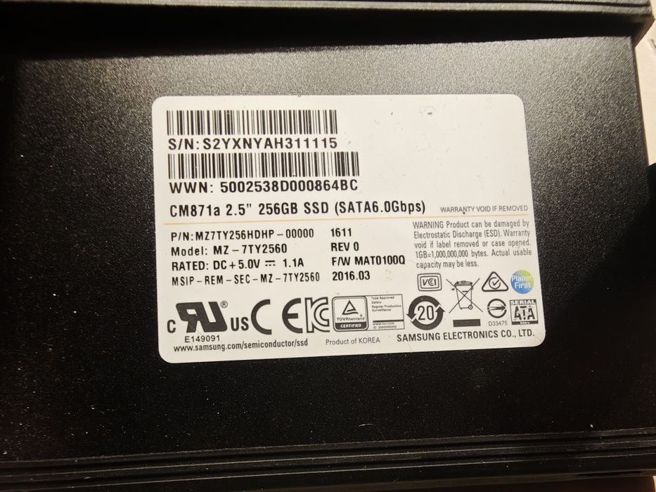 Samsung SSD 2,5" 256GB (SATA6.0Gbps)