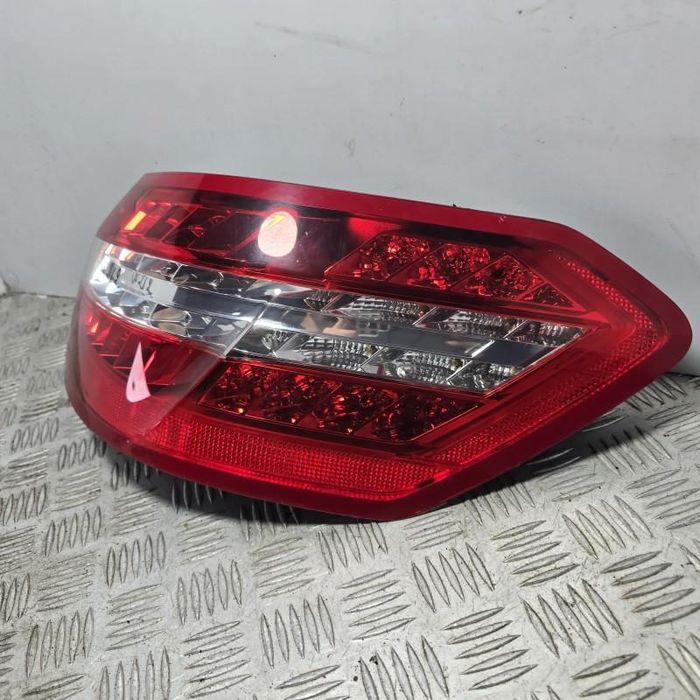 Stop aripa dreapta LED Mercedes E-Class W212