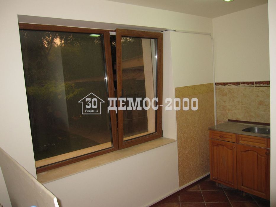 Дава се под наем Офис в Варна, Левски - 140 кв.м за 612 € - Снимка #10