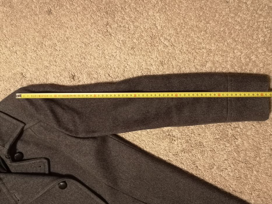 Palton Mango gri lână 62%, model drept, două rânduri nasturi, mărime M