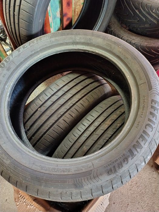 Anvelope Goodyear eficient grip 205/55/17 vara