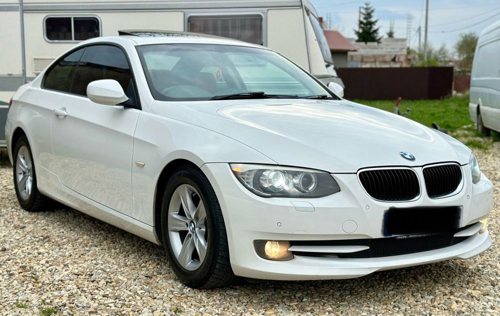 Bara fata far stanga dreapta bixenon bmw seria 3 e92 lci 2.0d 184 cai