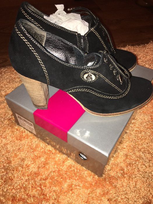 Ботинки женские