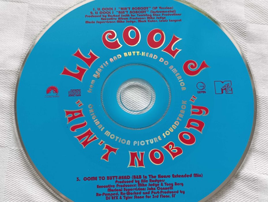 Оригинални CDS музика джаз,поп,рок...