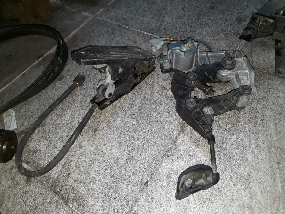 Педаль газа