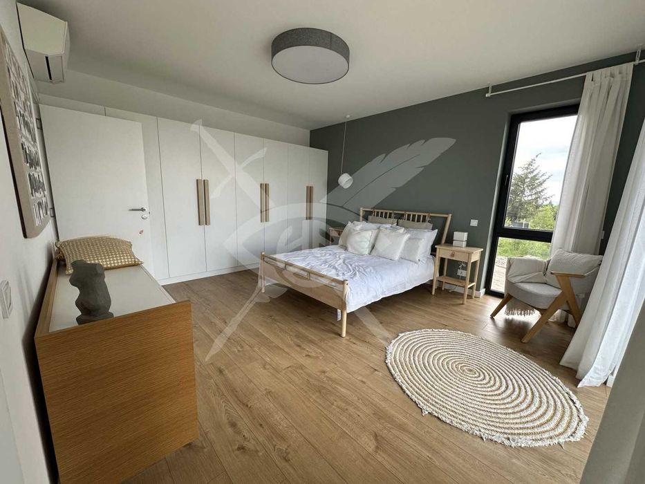 Дава се под наем Къща в София, Симеоново - 195 кв.м за 3200 € - Снимка #1