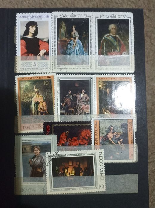 Класьор с пощенски марки  различна тематика около 150 бр ,35 евро