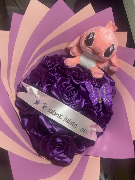 Buchet 19 trandafiri din satin