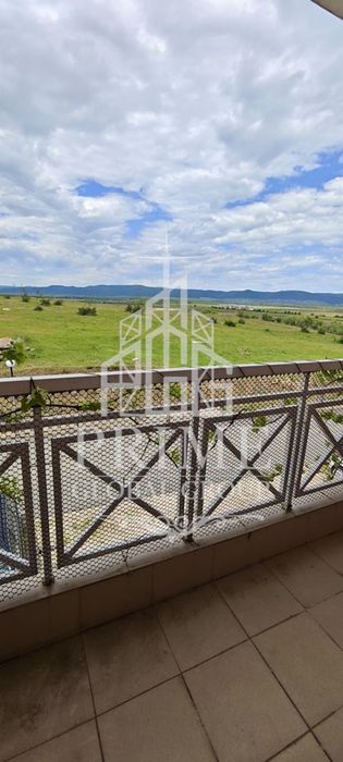 Продава се Тристаен апартамент в с. Тънково, Област Бургас - 67 кв.м за 956 €/кв.м - Снимка #2