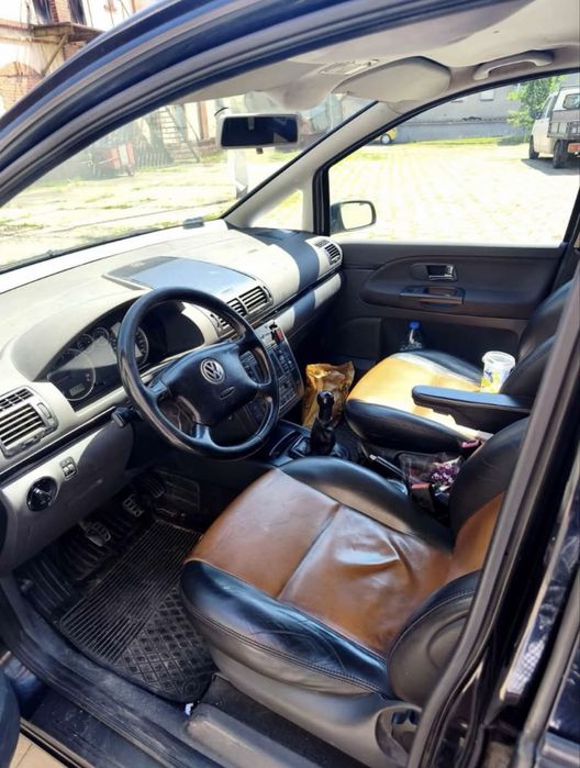 Volkswagen Sharan 1.9 TDI Family