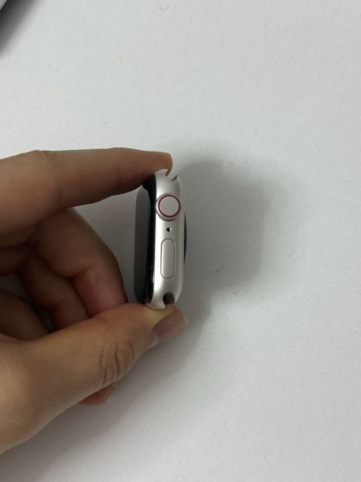 Apple Watch se 2nd generation esim