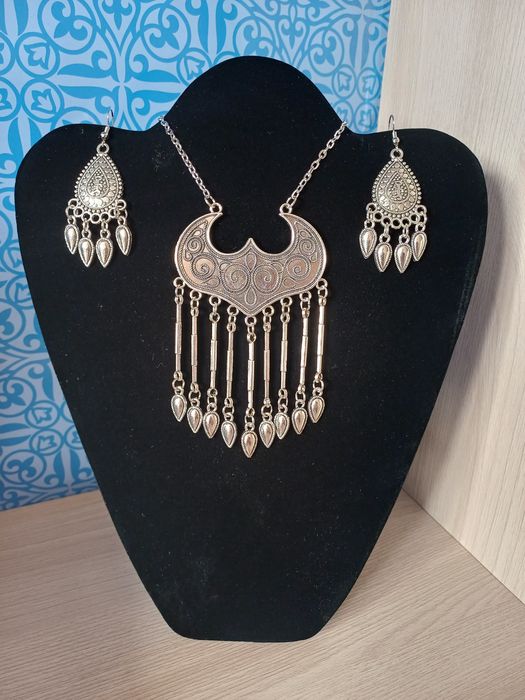 Украшения ручной работы