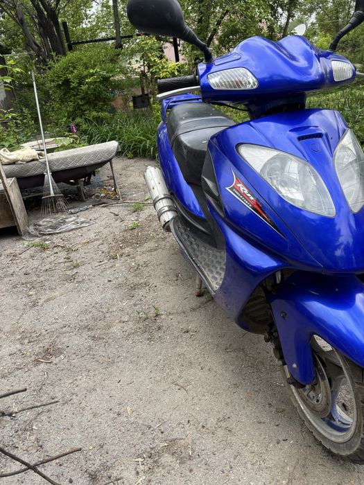 Скутер Fiero 150куб.