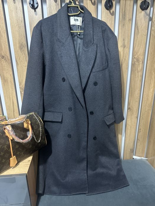 Пальто серая весна