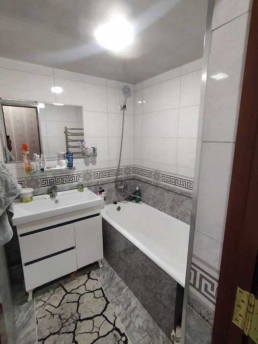 Чиланзар 13  4/3/4, 112м2, с ремонтом, балкон 2,5х9,ориентир Атлант,