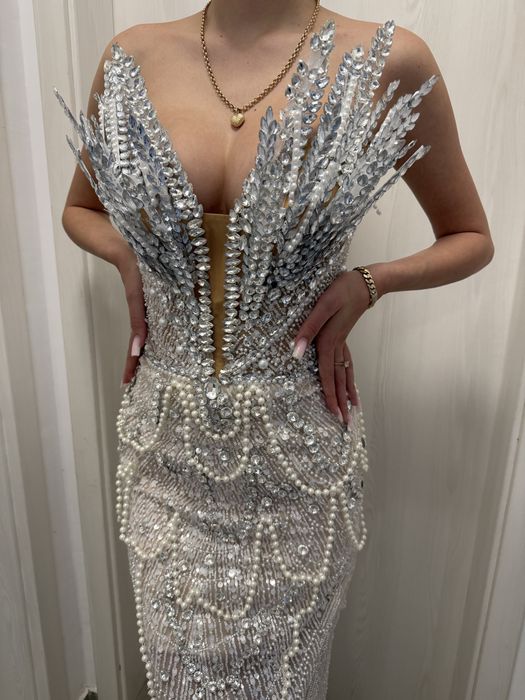 Rochie deosebita cu pietre si perle de ocazie / mireasa pe corset Kosovo