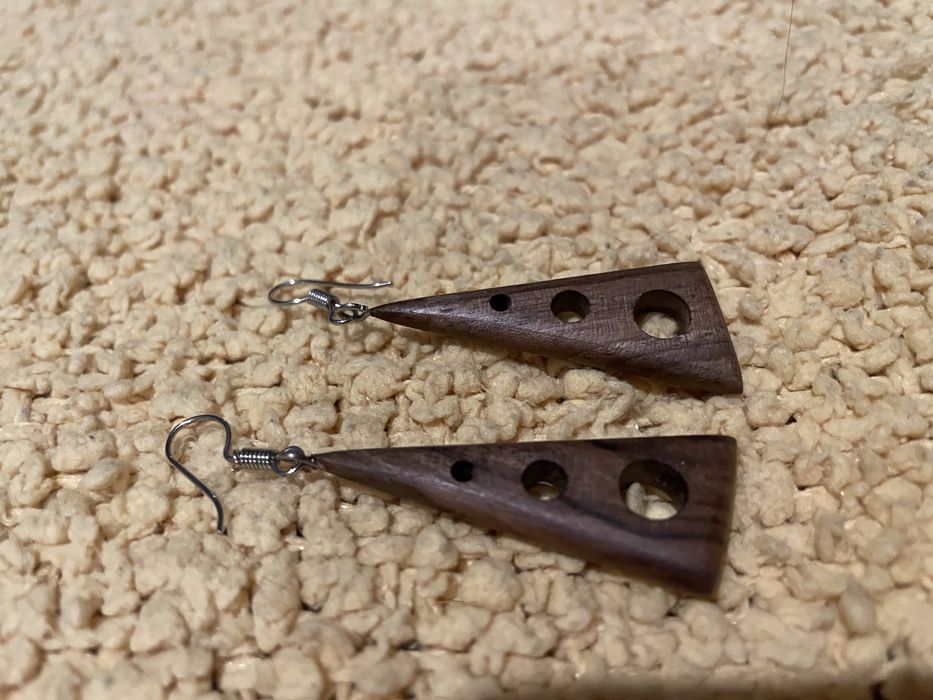 Обеци дървени