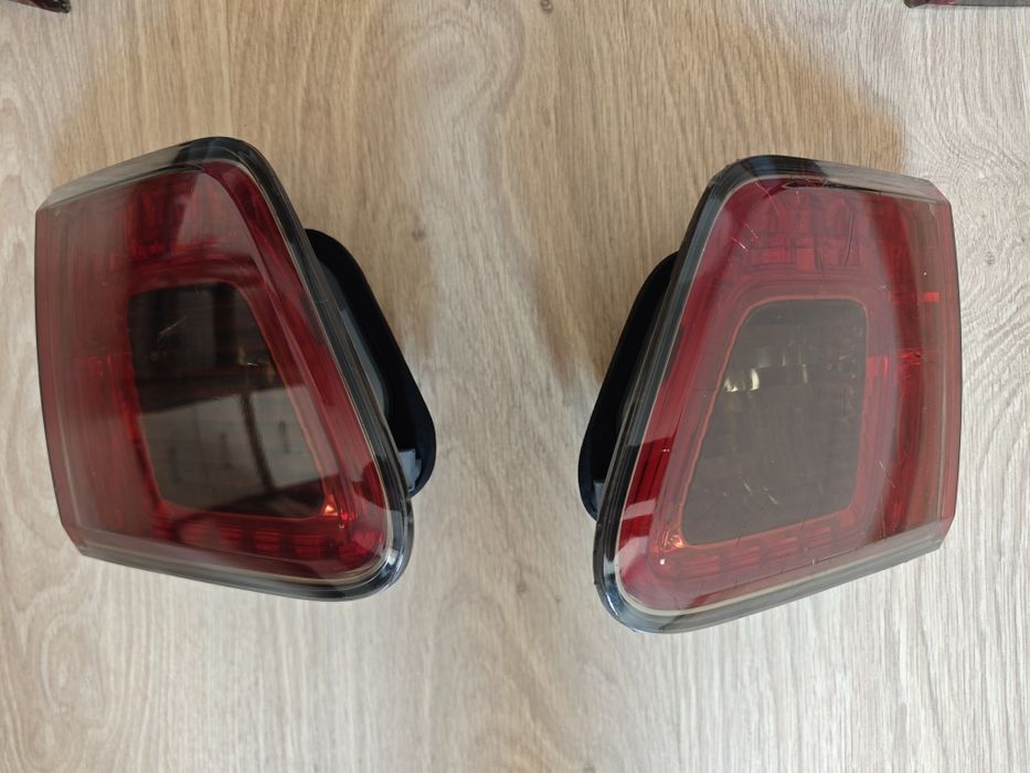 Задни LED светлини стоп Toyota Avensis 3 T27 combi 2009-2013 година