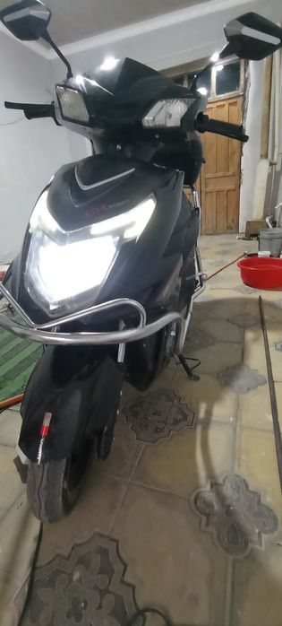 Скутер идиалный состаяние